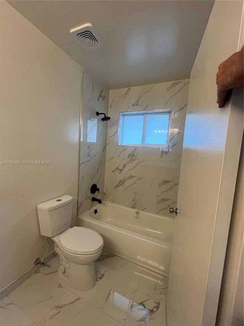 28 E 20th St , Unit 1, Hialeah, FL 33010 Photo