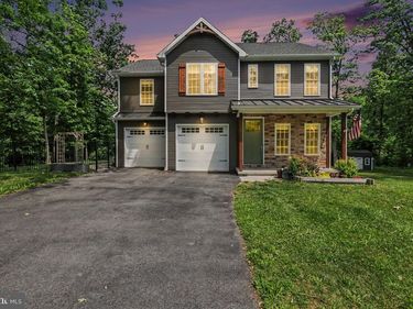 826 SANDBANK ROAD, MOUNT HOLLY SPRINGS, PA 17065