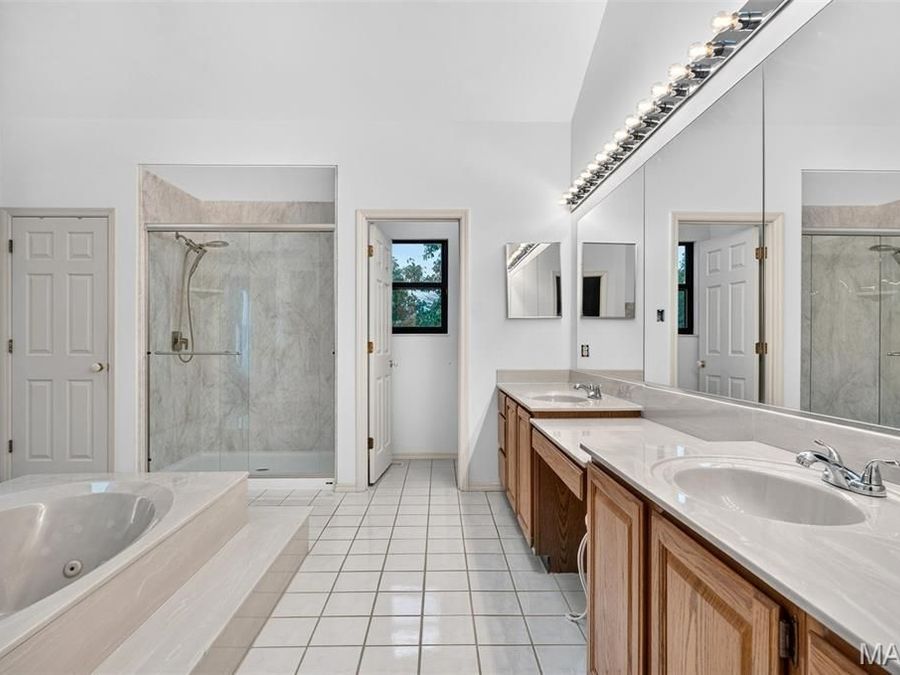 Property Image 64