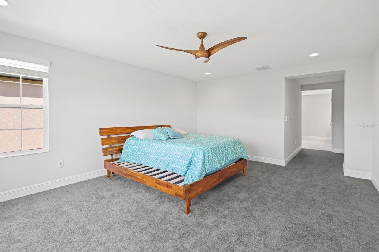 13180 Wellspring Drive , Lithia, FL 33547 Photo