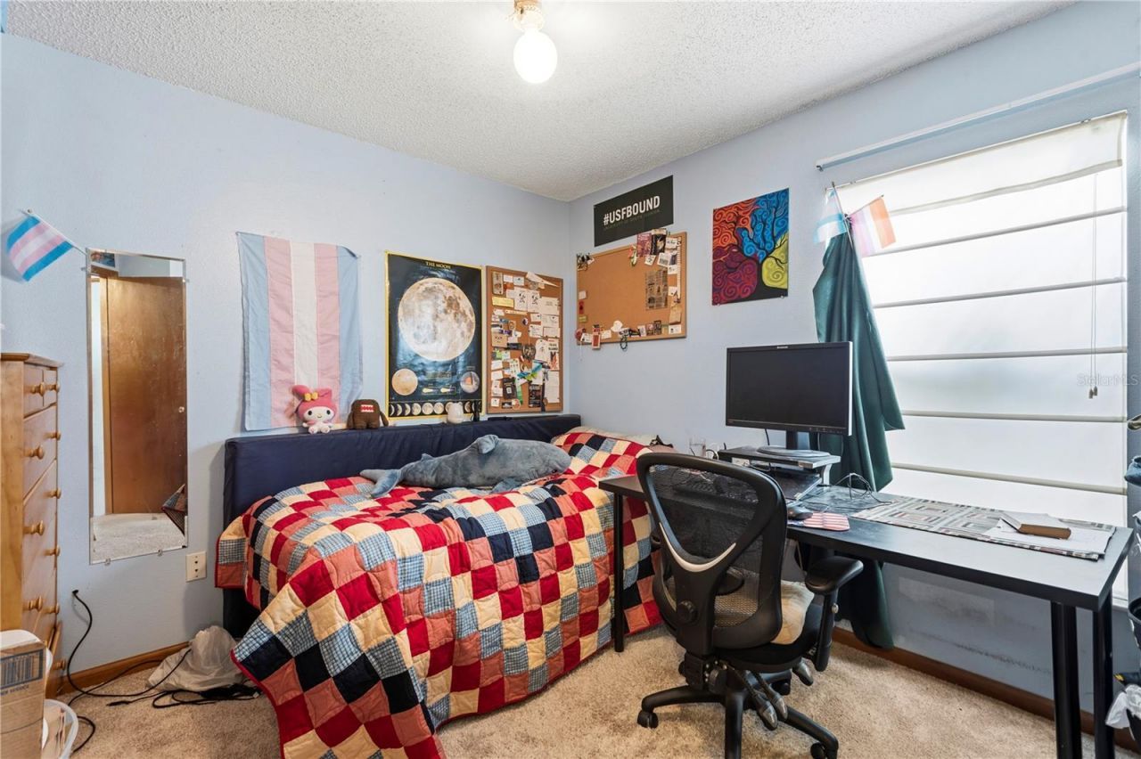 6937 42nd Court E, Sarasota, FL 34243 Photo