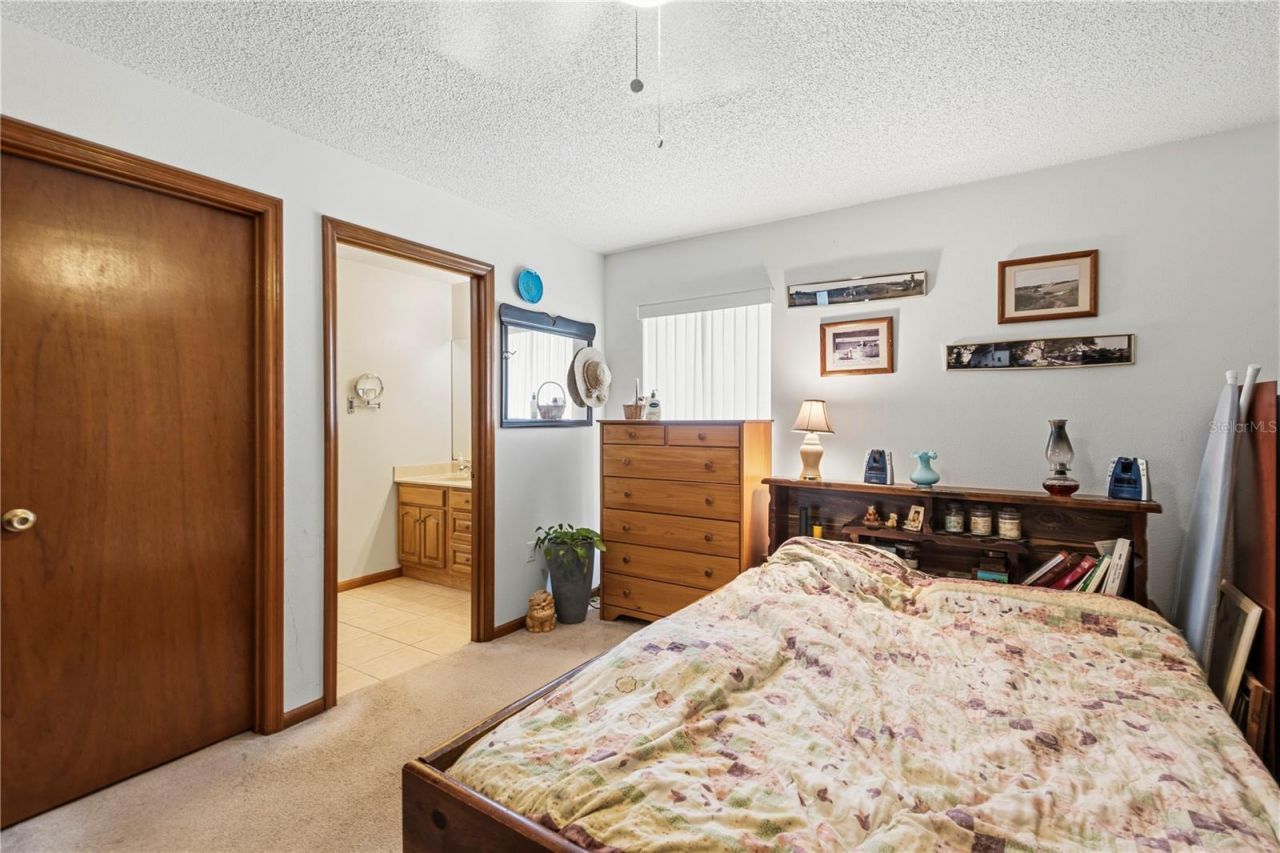6937 42nd Court E, Sarasota, FL 34243 Photo