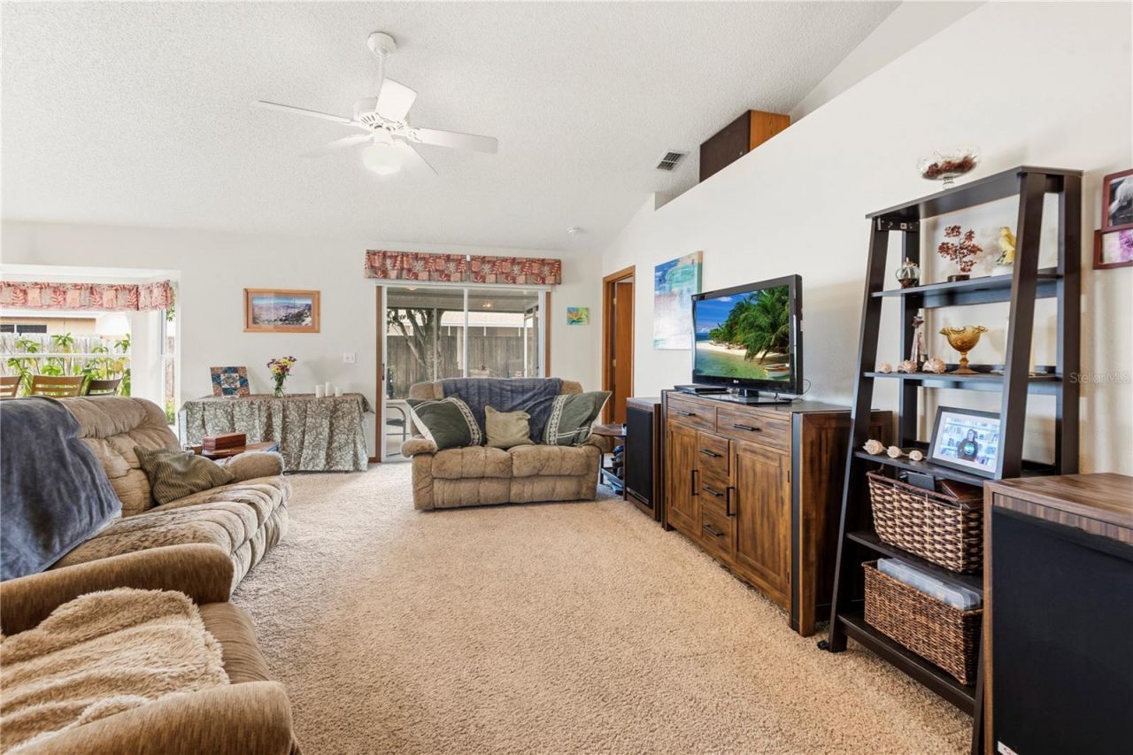 6937 42nd Court E, Sarasota, FL 34243 Photo