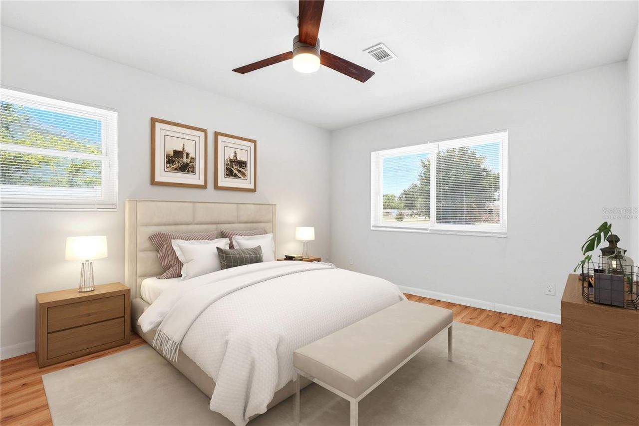 5586 30th Avenue N, Saint Petersburg, FL 33710 Photo