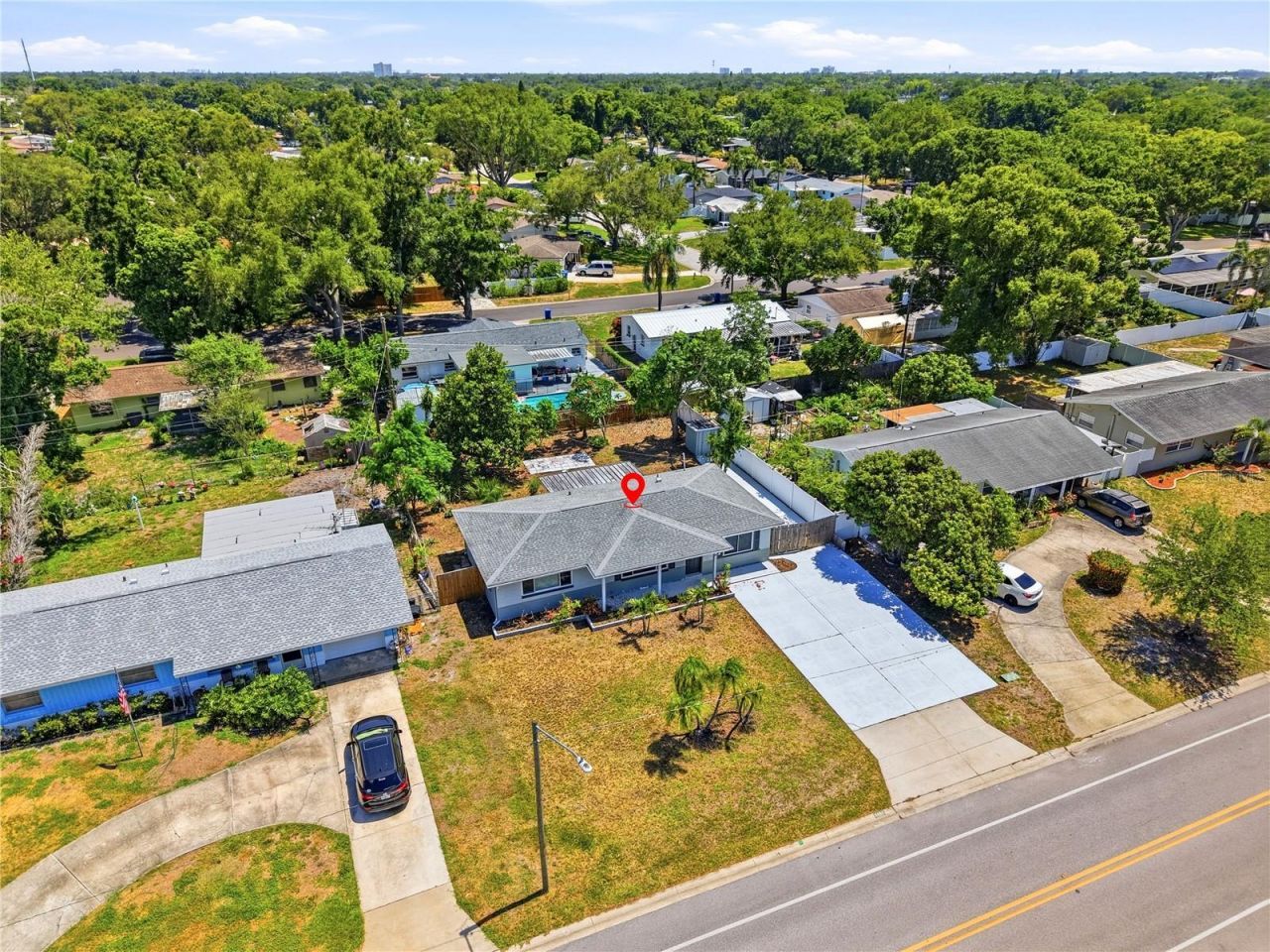 5586 30th Avenue N, Saint Petersburg, FL 33710 Photo
