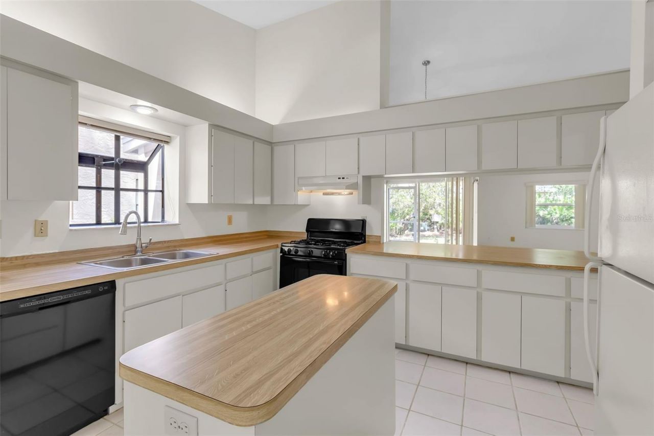 4877 Village Gardens Drive, Unit 193, Sarasota, FL 34234 Photo