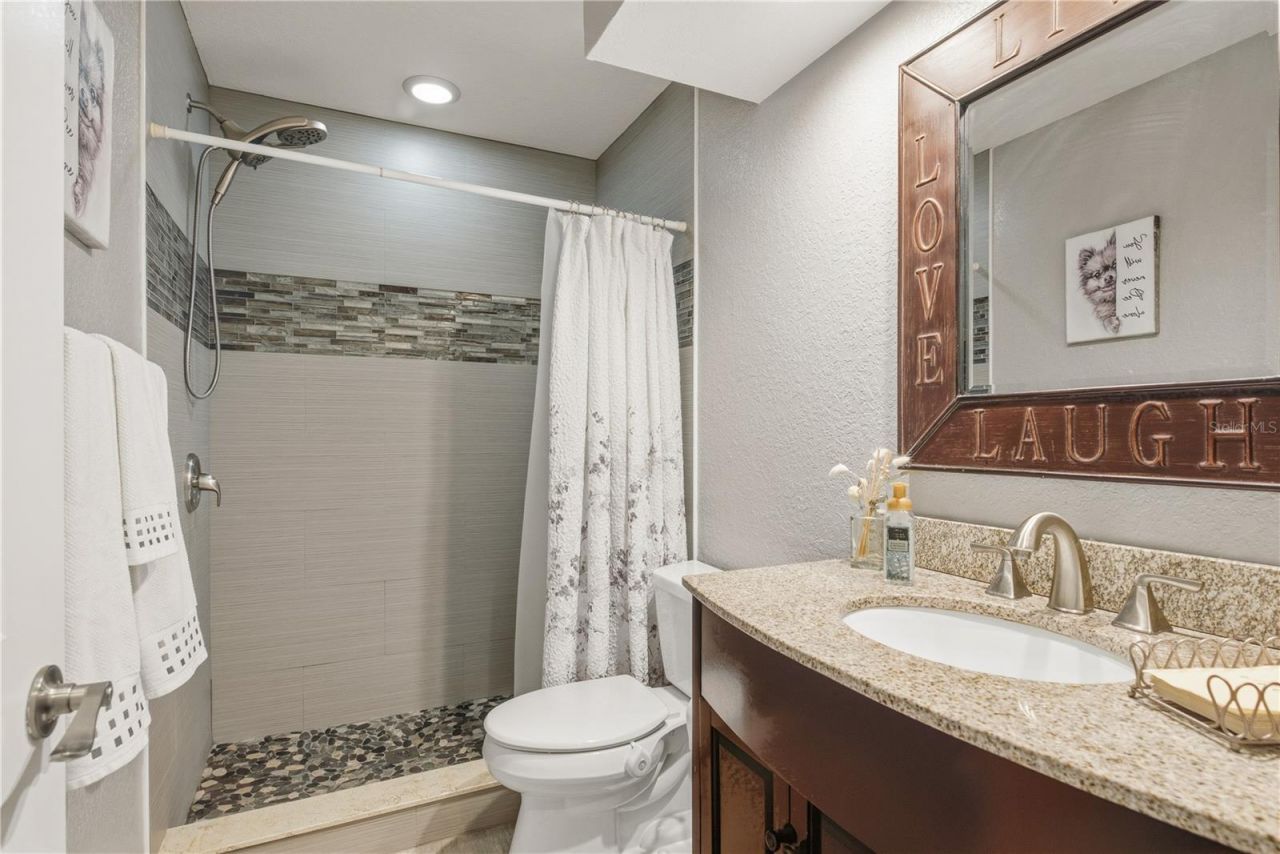 11722 Currie Lane, Unit H1, Largo, FL 33774 Photo