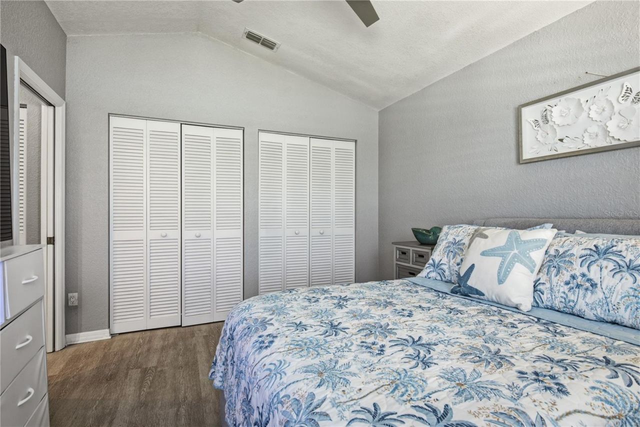 11722 Currie Lane, Unit H1, Largo, FL 33774 Photo