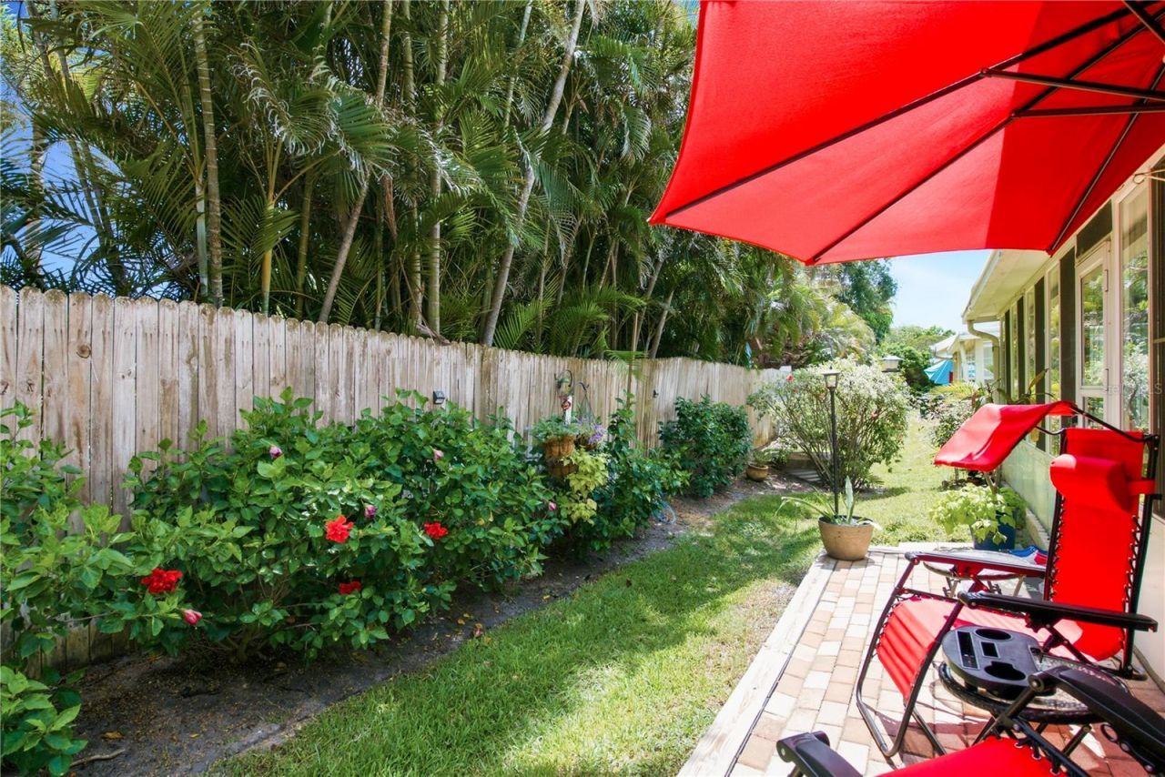 11722 Currie Lane, Unit H1, Largo, FL 33774 Photo