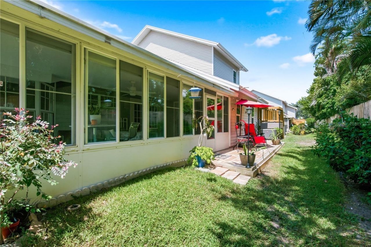 11722 Currie Lane, Unit H1, Largo, FL 33774 Photo