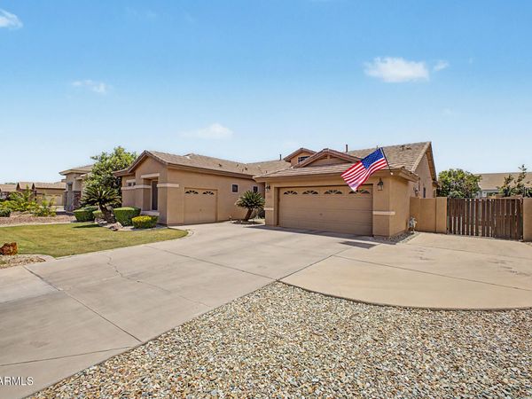 4061 E DEL RIO Street, Gilbert, AZ 85295
