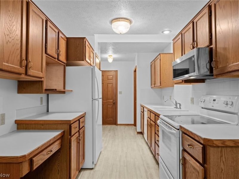 1543 Danube Drive NW, Uniontown, OH 44685 Photo 15