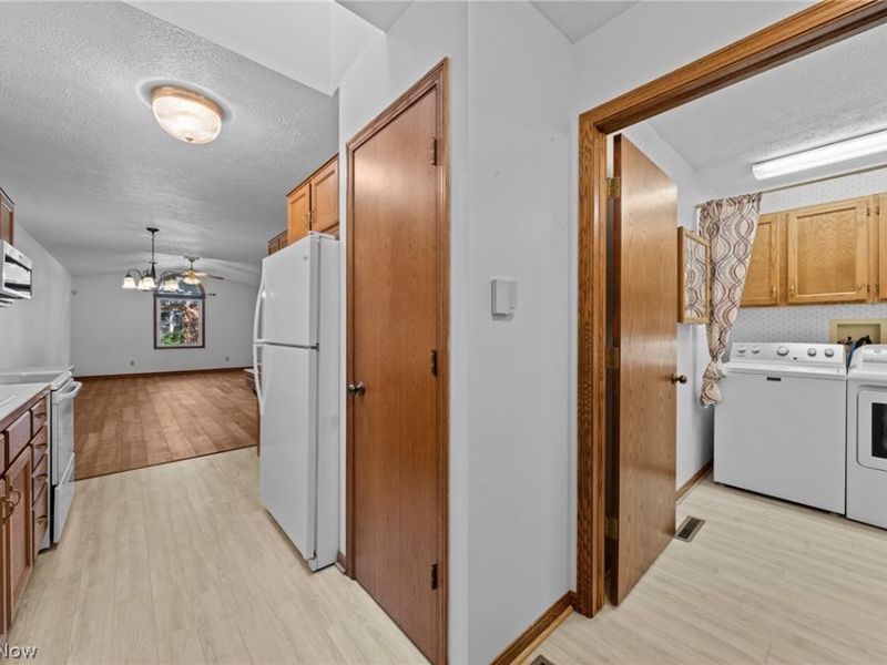 1543 Danube Drive NW, Uniontown, OH 44685 Photo 23