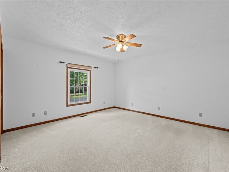 1543 Danube Drive NW, Uniontown, OH 44685 Photo 32