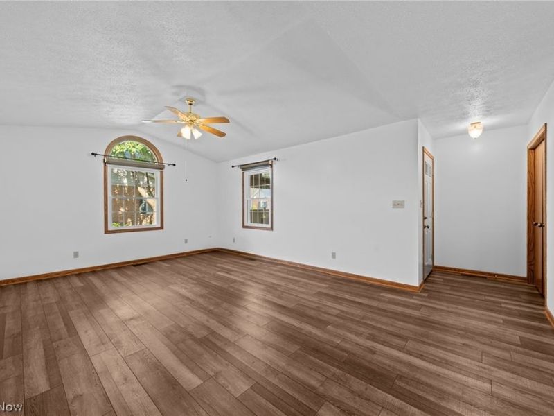 1543 Danube Drive NW, Uniontown, OH 44685 Photo 5