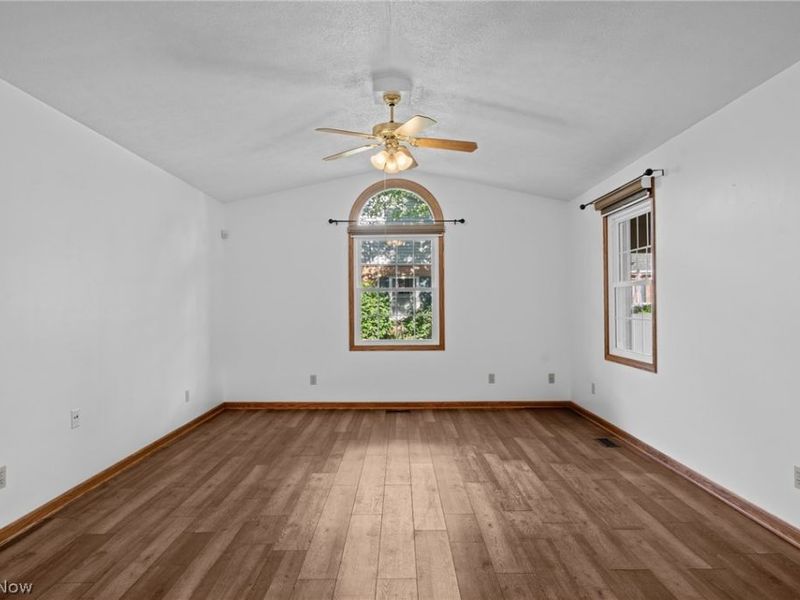 1543 Danube Drive NW, Uniontown, OH 44685 Photo 7