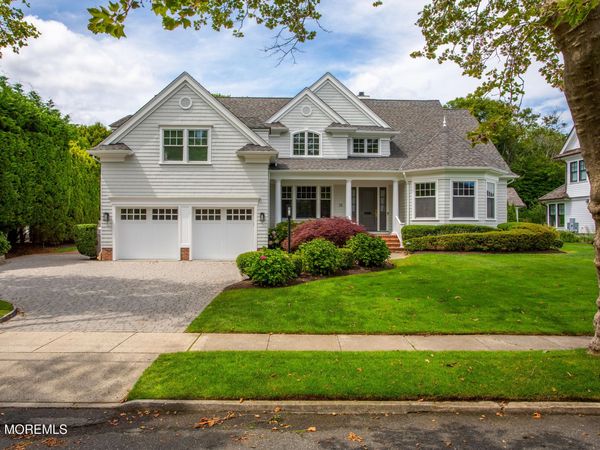 38 Vroom Avenue, Spring Lake, NJ 07762