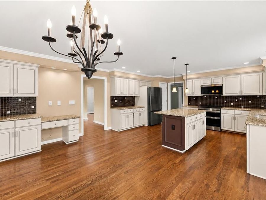Property Image 16