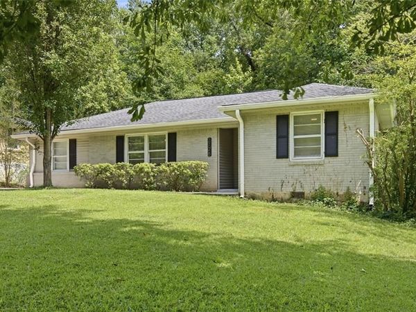 2728 Rollingwood Lane SE, Atlanta, GA 30316