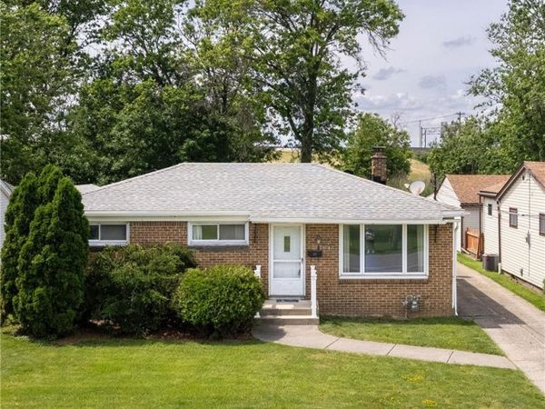 156 Two Mile Creek Road , Tonawanda, NY 14150