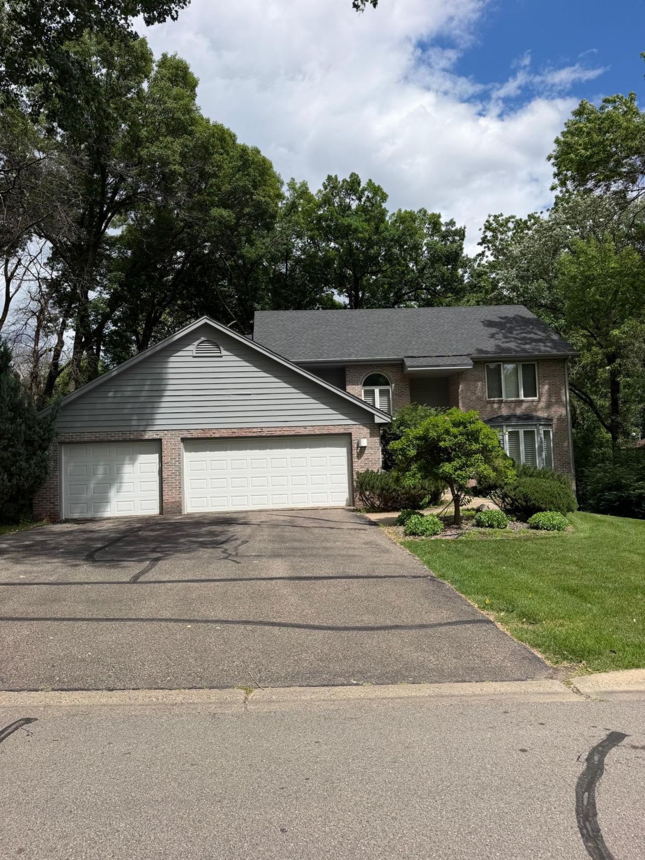 2701 Sylvan Road S, Hopkins, MN 55305
