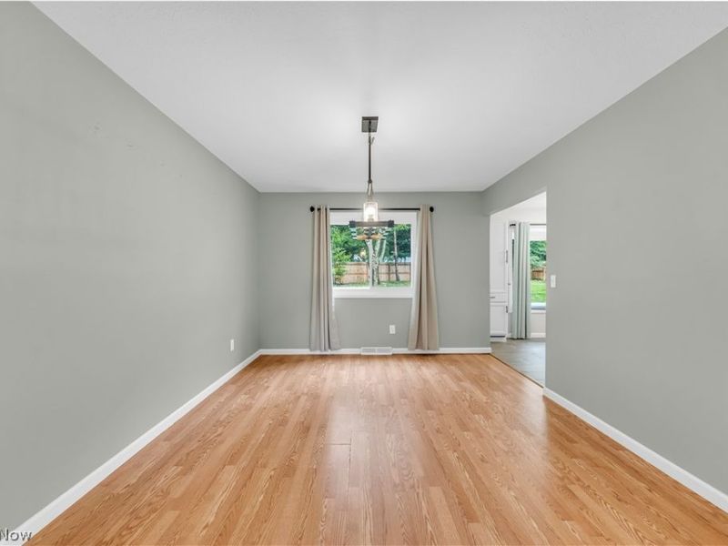 16543 Peppergrass Circle, Strongsville, OH 44136 Photo 10