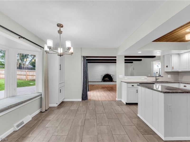 16543 Peppergrass Circle, Strongsville, OH 44136 Photo 12