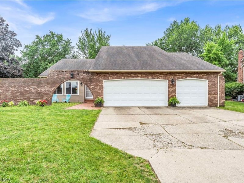 16543 Peppergrass Circle, Strongsville, OH 44136 Photo 3