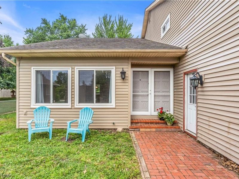 16543 Peppergrass Circle, Strongsville, OH 44136 Photo 5