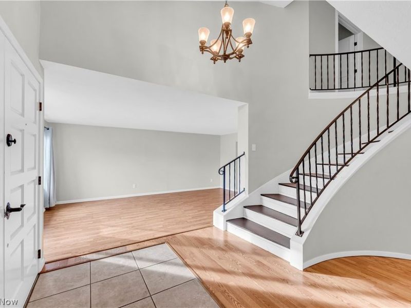 16543 Peppergrass Circle, Strongsville, OH 44136 Photo 7