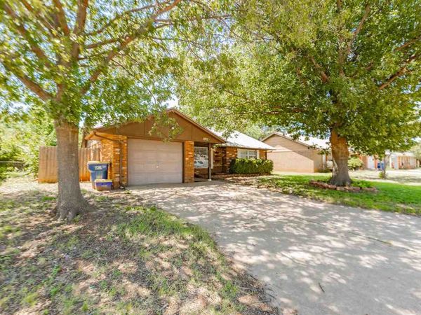 1702 N Benjamin, stillwater, OK 74075