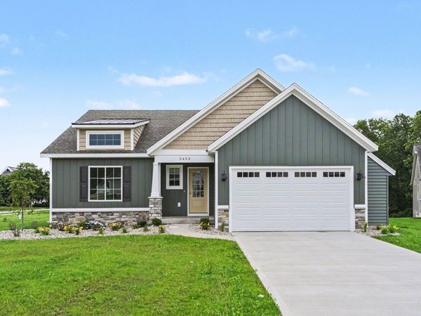 5493 Rose Ridge Court NE, Rockford, MI 49341