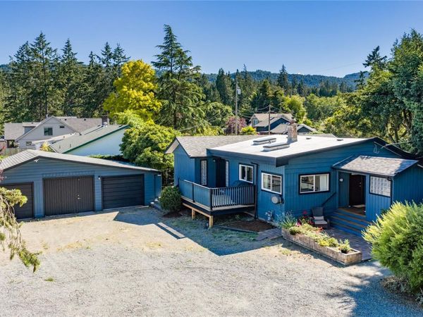 7435 Lantzville Rd, Lantzville, BC V0R 2H0