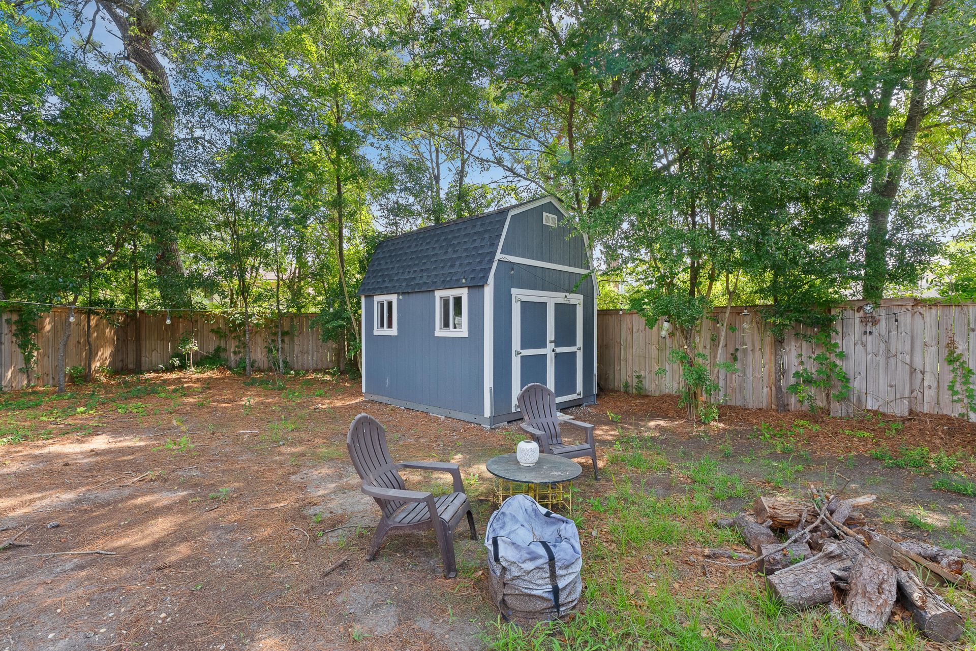 1470 Woodview Lane Photo 33