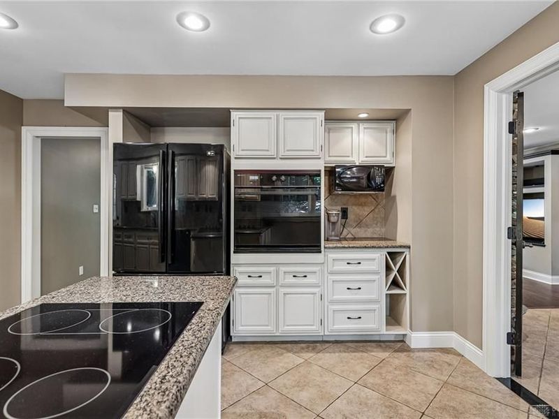 2357 Willowgrove Avenue, Kettering, OH 45409 Photo 12