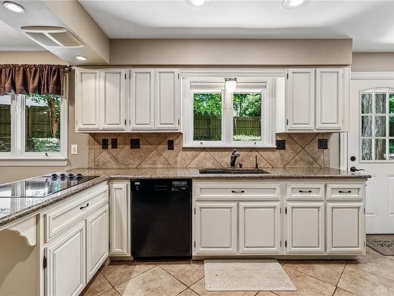 2357 Willowgrove Avenue, Kettering, OH 45409 Photo 13