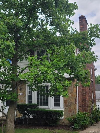 20190 Stratford Road, Detroit, MI 48221 Main Photo