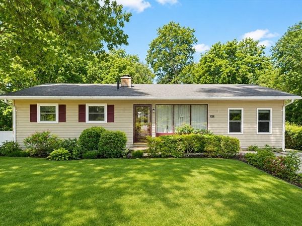 1617 Providence Rd, Northbridge, MA 01534