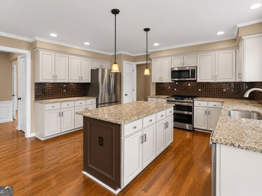 Property Image 12