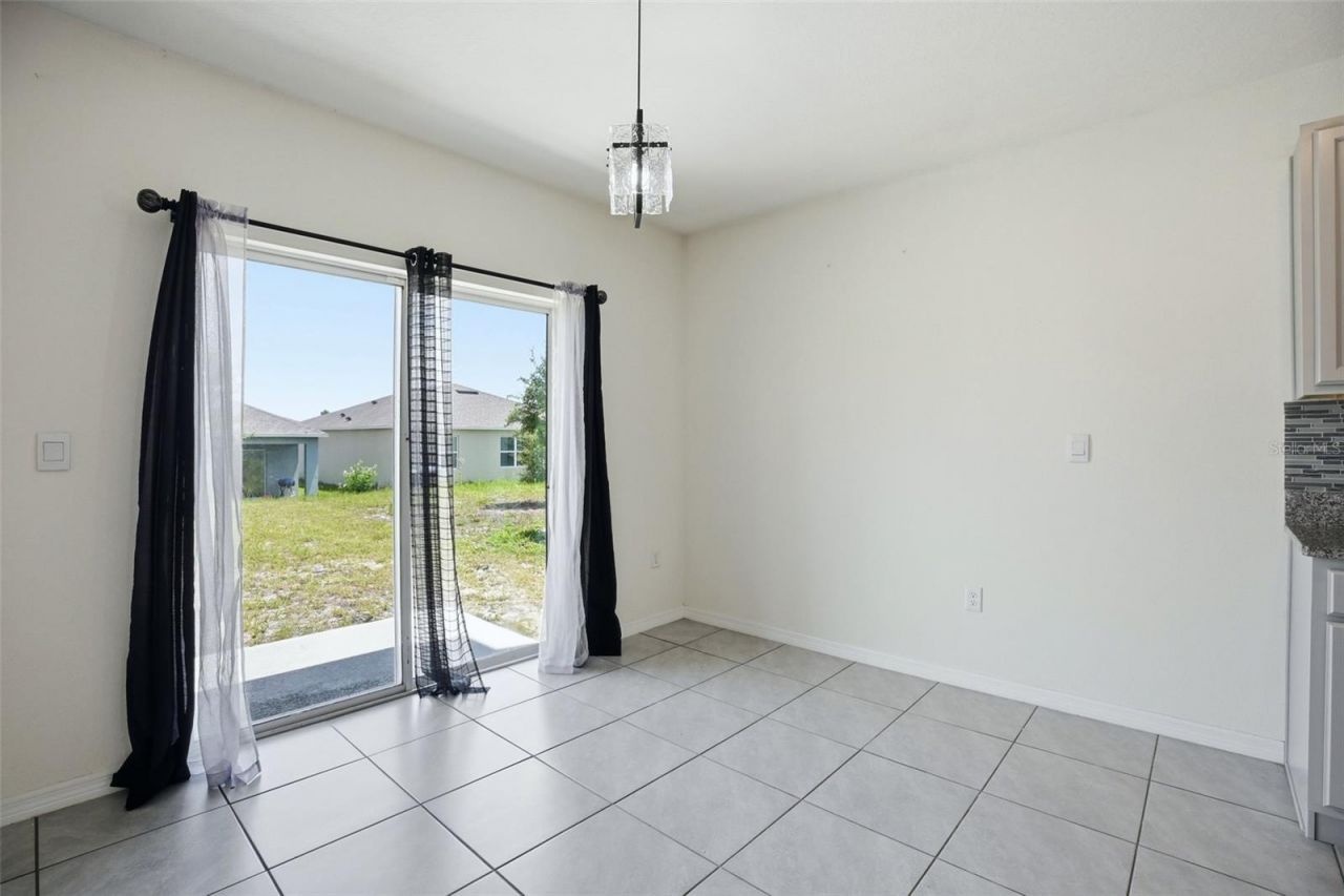 11338 Amber Ridge Drive, Zellwood, FL 32798 Photo