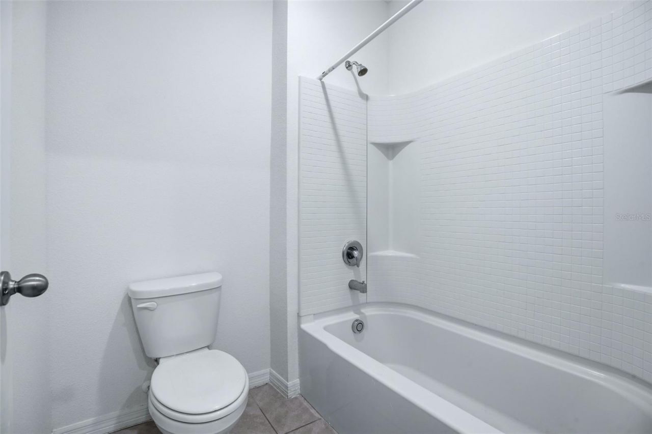 11338 Amber Ridge Drive, Zellwood, FL 32798 Photo
