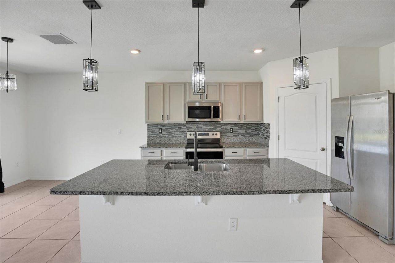 11338 Amber Ridge Drive, Zellwood, FL 32798 Photo