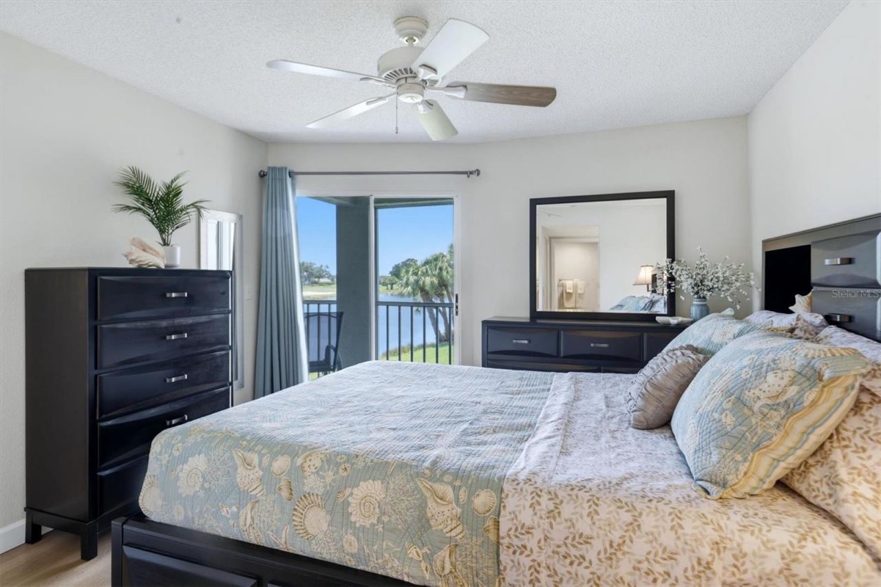 9320 Clubside Circle, Unit 2209, Sarasota, FL 34238 Photo