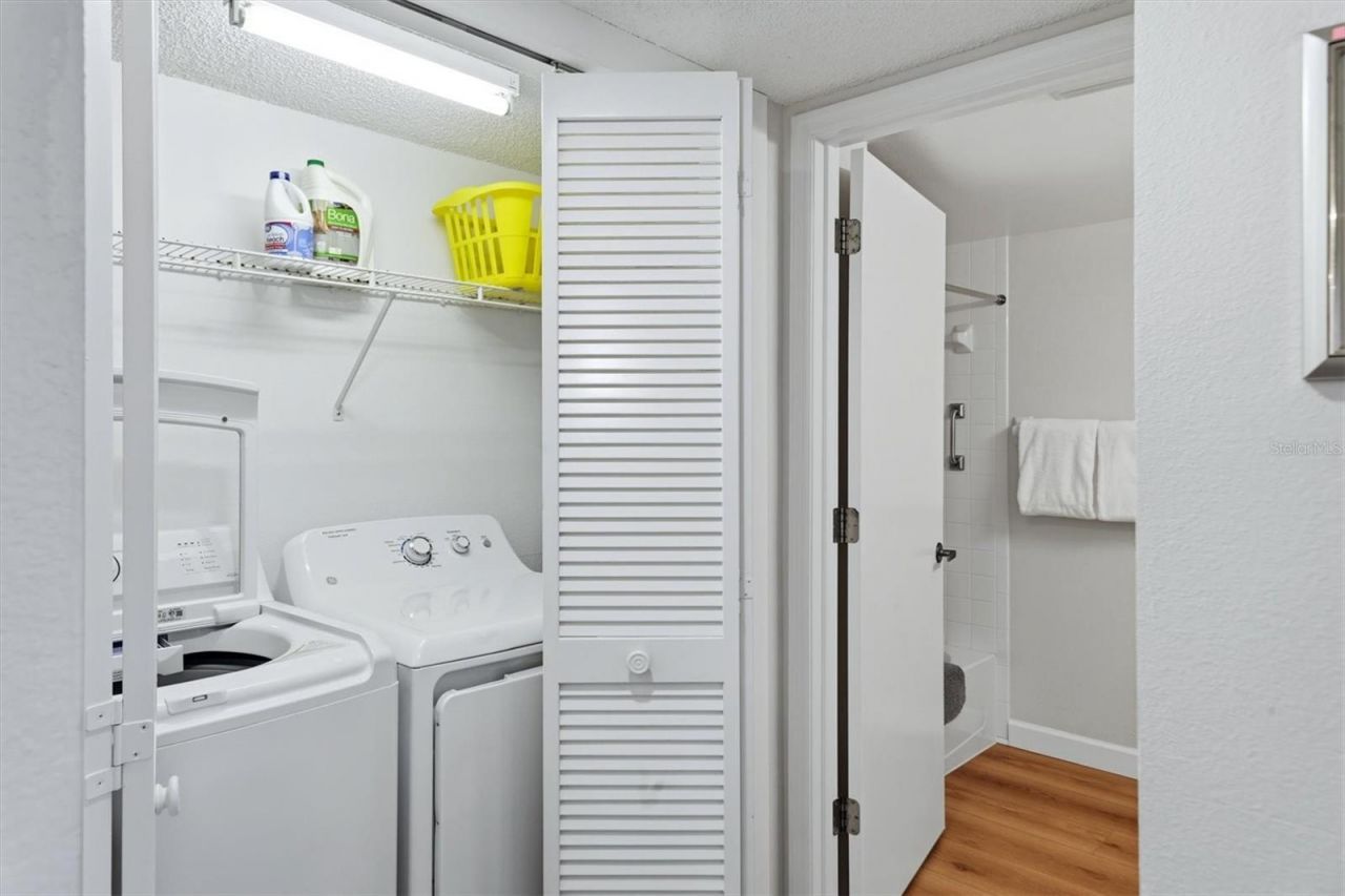 9320 Clubside Circle, Unit 2209, Sarasota, FL 34238 Photo