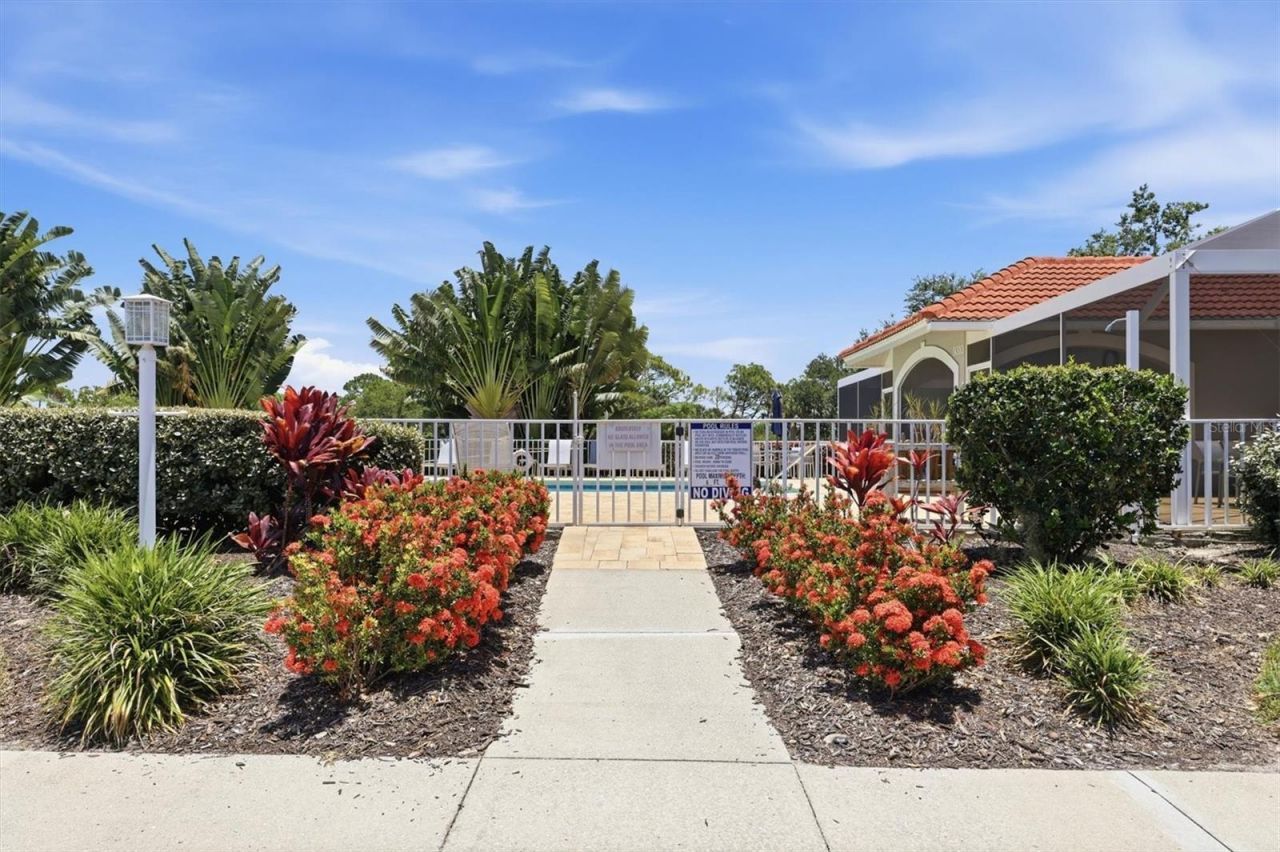 9320 Clubside Circle, Unit 2209, Sarasota, FL 34238 Photo