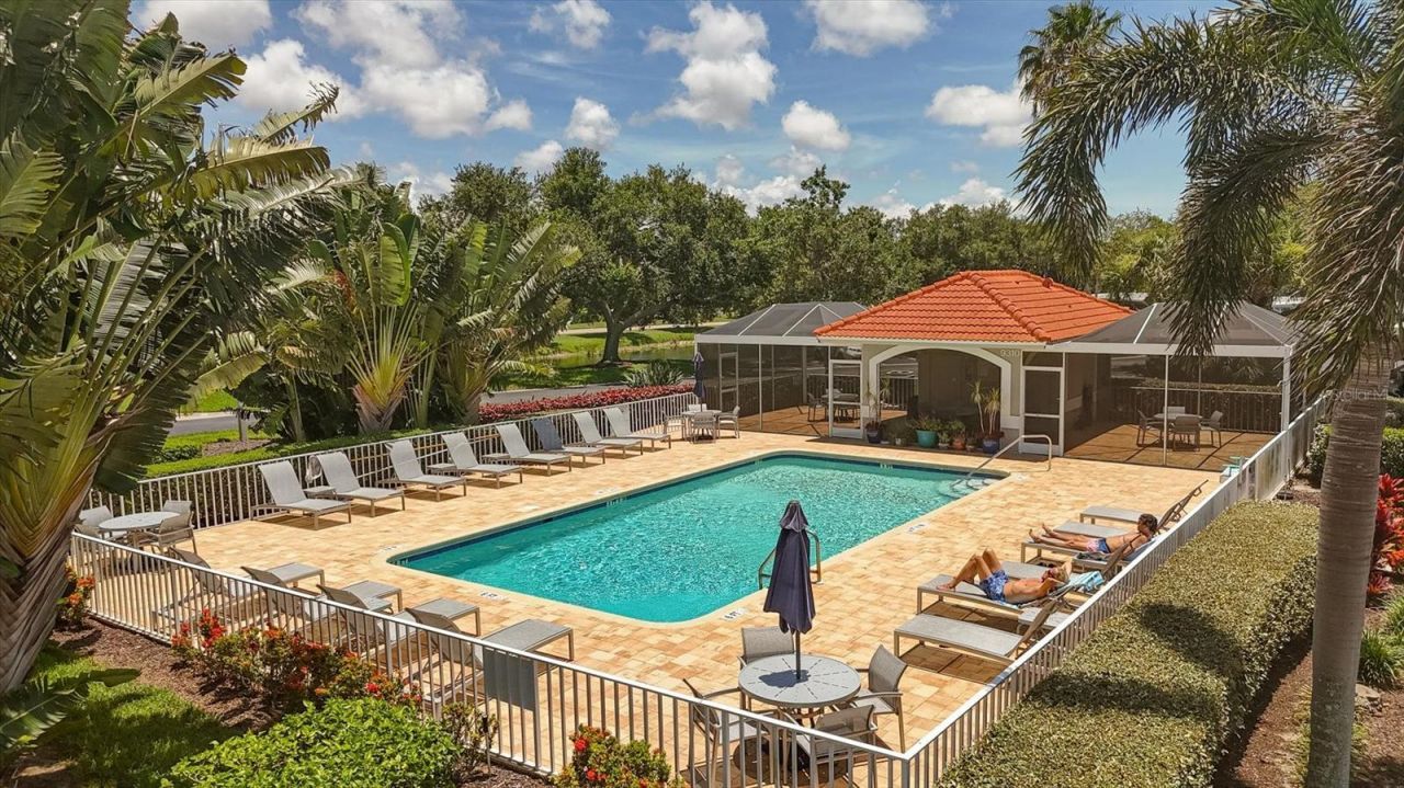 9320 Clubside Circle, Unit 2209, Sarasota, FL 34238 Photo