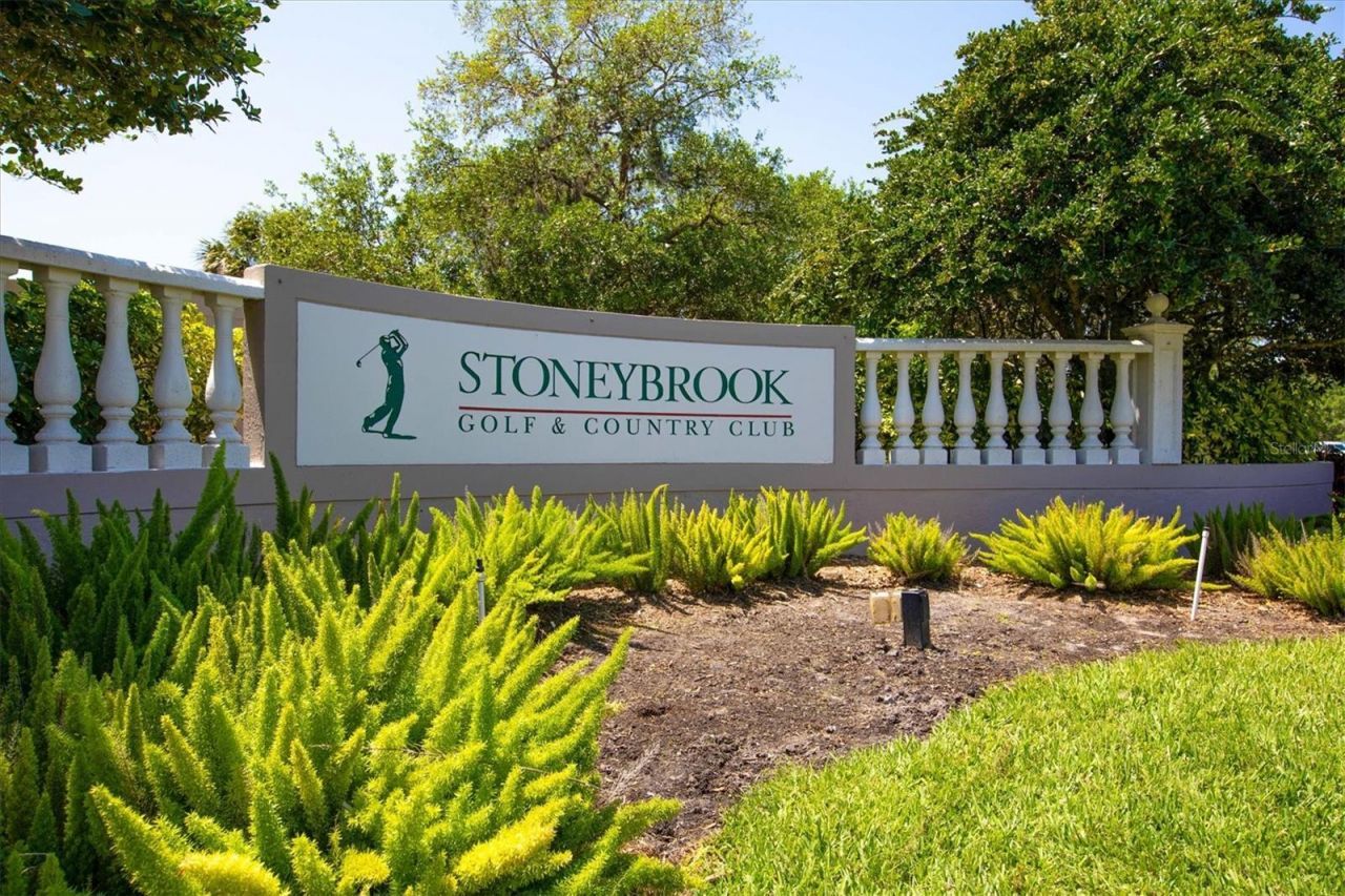 9320 Clubside Circle, Unit 2209, Sarasota, FL 34238 Photo