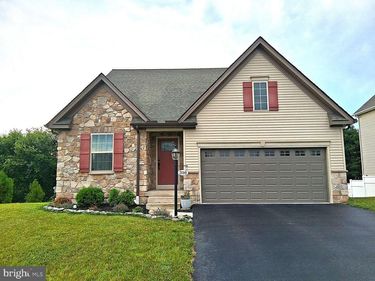 316 HOLLYHOCK DRIVE , MANCHESTER, PA 17345