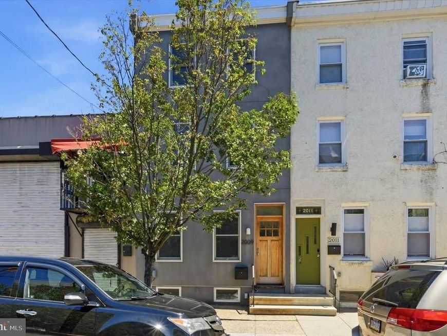 2009 E Sergeant Street, Philadelphia, PA 19125 Main Photo