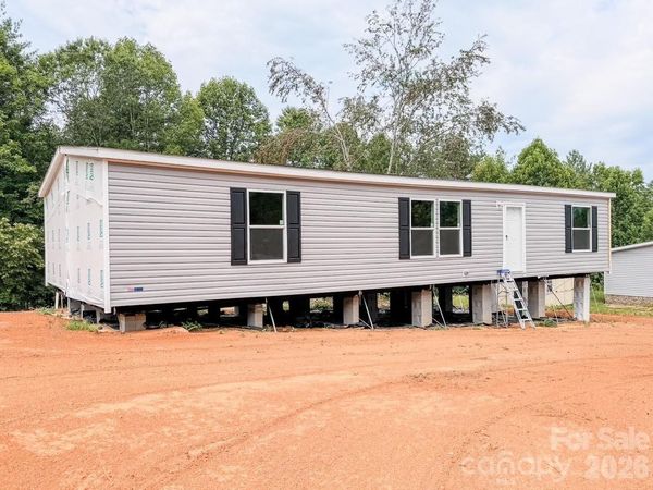 4277 Chinquapin Circle, Lenoir, NC 28645